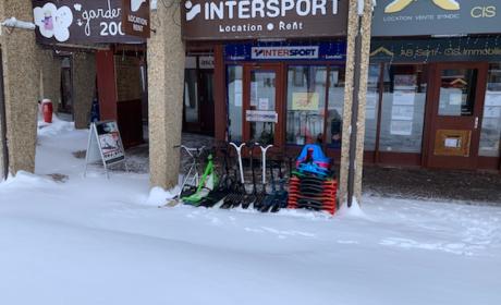 Intersport Arc 2000 Front de neige
