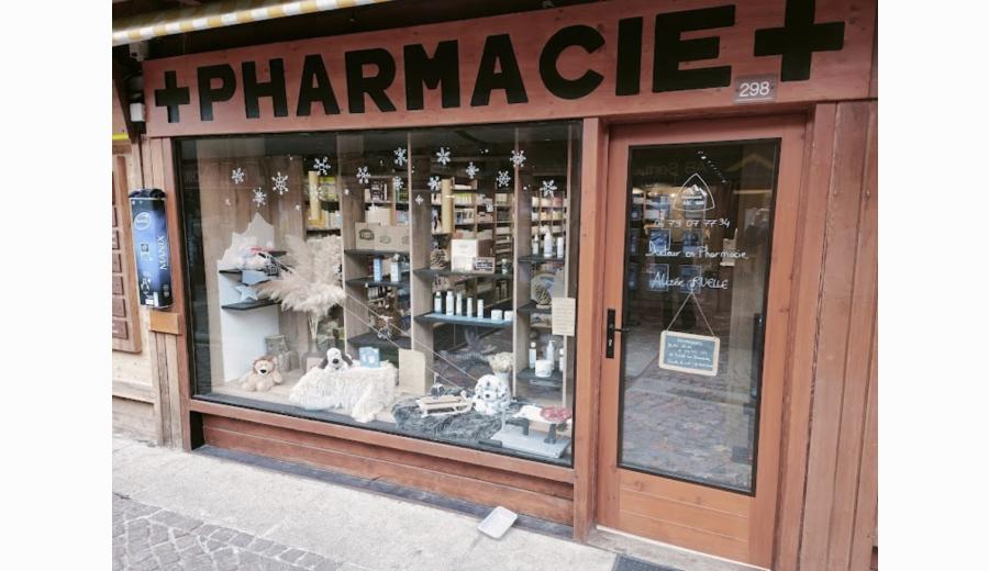 Façade Pharmacie Arc 1600