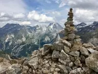 trekking