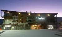 Facade-exty-rieure-Hy-tel-Tajimah-Skishop-2018-Majify-1507738384-.jpeg