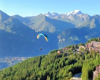Vol Kids en parapente en été_Bourg-Saint-Maurice
