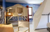 Base Camp Lodge