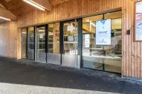 Terminus Charvet