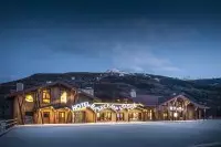 Base Camp Lodge