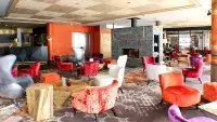 Lounge Bar Taj-I Mah
