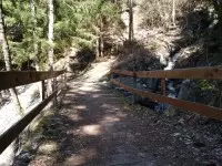 Sentier des villages - Pont en bois