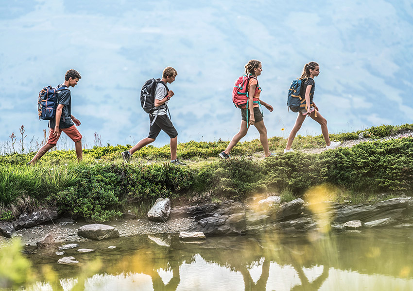 Balades en famille ou randonnées sportives, le domaineoffre plus de 200 km de sentiers...